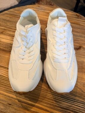 Steve Madden White Lace-Up Campo Sneakers with Gum Outsole
